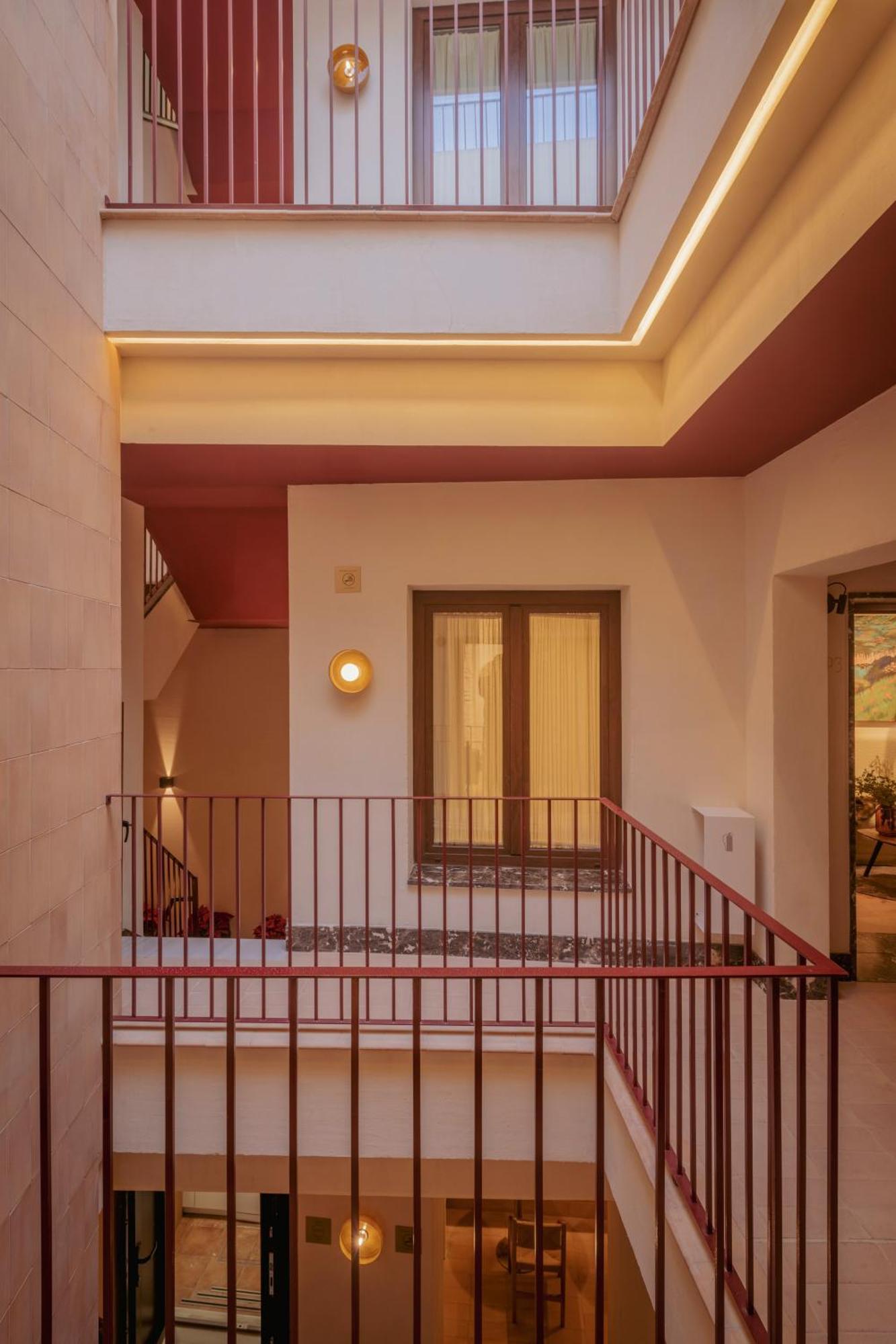 Готель Lirium Casa Patio Севілья Екстер'єр фото